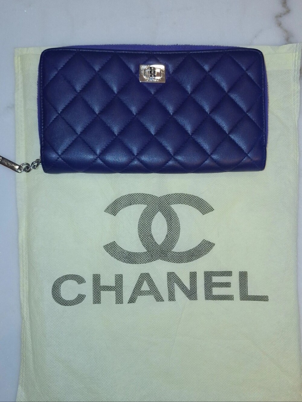 Chanel Purple Quilted Leather Zip Around Wallet EUC - Picture 5 of 7